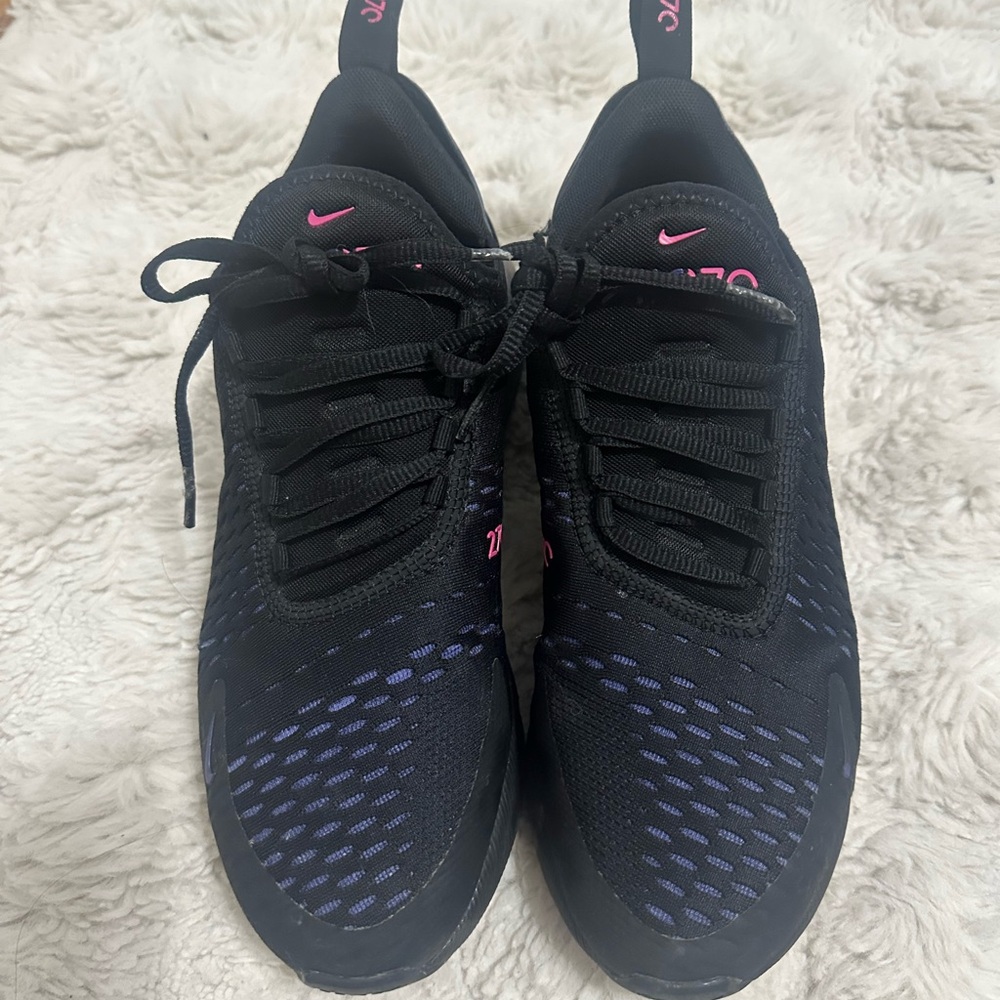 Nike Women's Black and Pink Running Shoes